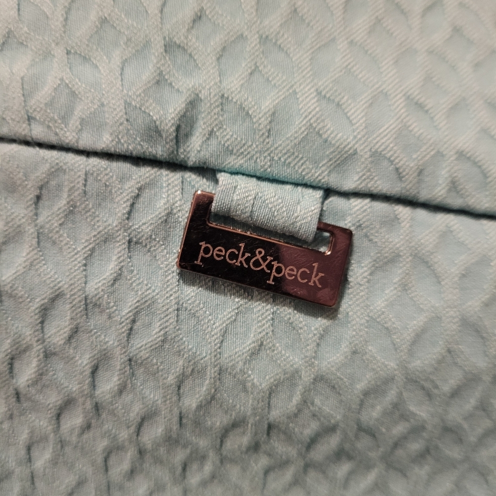 Peck & Peck light teal size 10